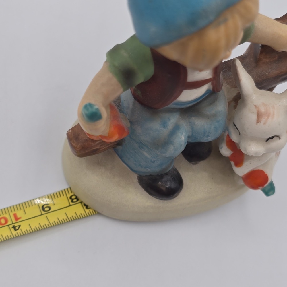 Vtg BOY and BUNNY Figurine with Carrots Made and‎ Hand-Painted in Postwar Japan - Picture 11 of 11